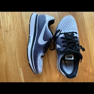 Nike Women’s Zoom Pegasus 34